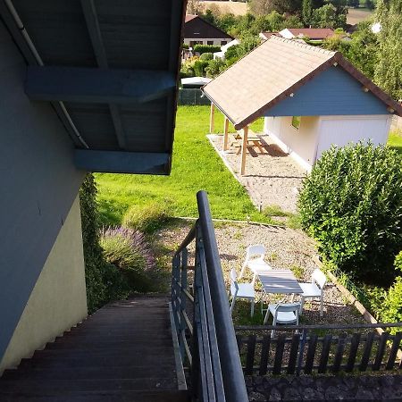 Appartement lumineux, calme et panoramique !! Pouligney-Lusans Extérieur photo