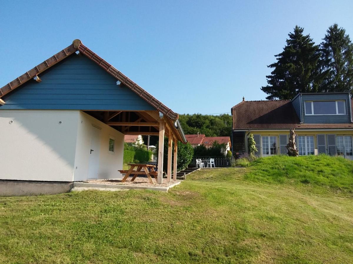 Appartement lumineux, calme et panoramique !! Pouligney-Lusans Extérieur photo